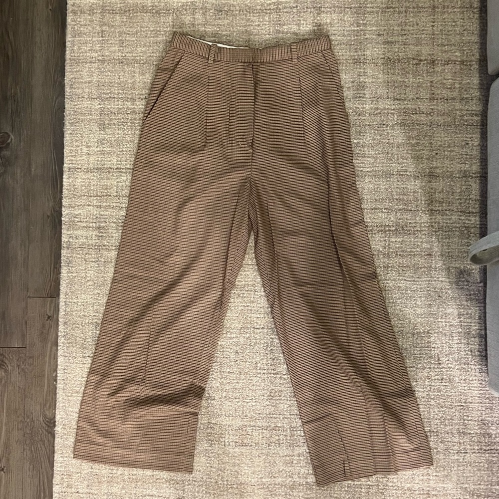 Aritzia Wilfred Trousers (like the effortless pant but more cropped), size 8